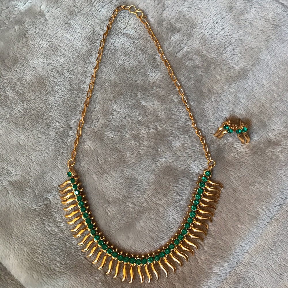 GOLD + JADE TONE JEWELRY SET🐉